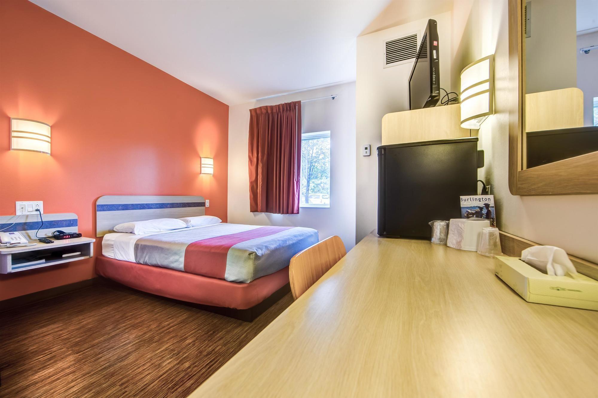 Motel 6-Burlington, On - Toronto West - Oakville Экстерьер фото
