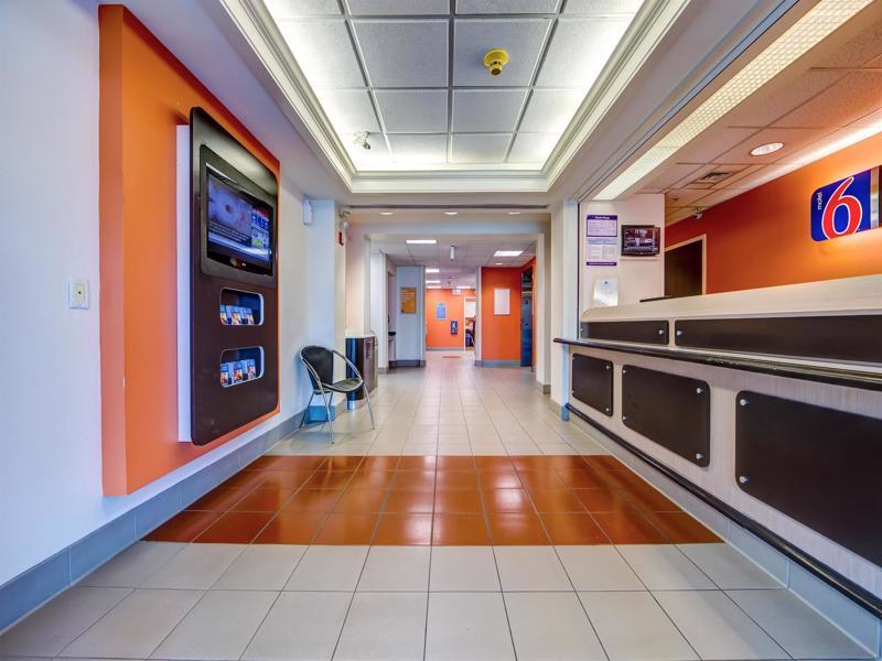 Motel 6-Burlington, On - Toronto West - Oakville Экстерьер фото