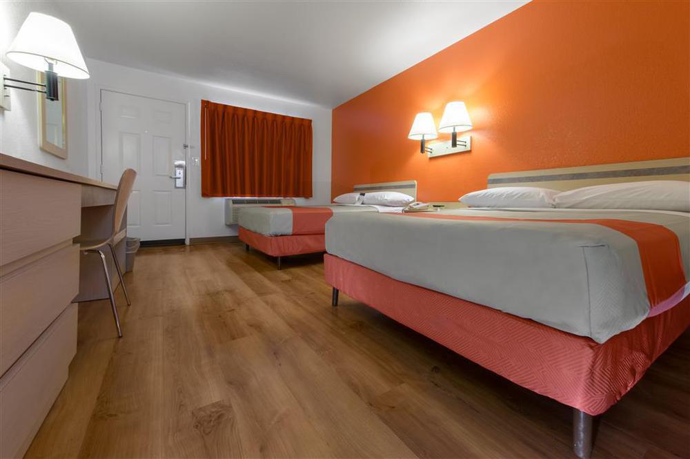 Motel 6-Burlington, On - Toronto West - Oakville Номер фото